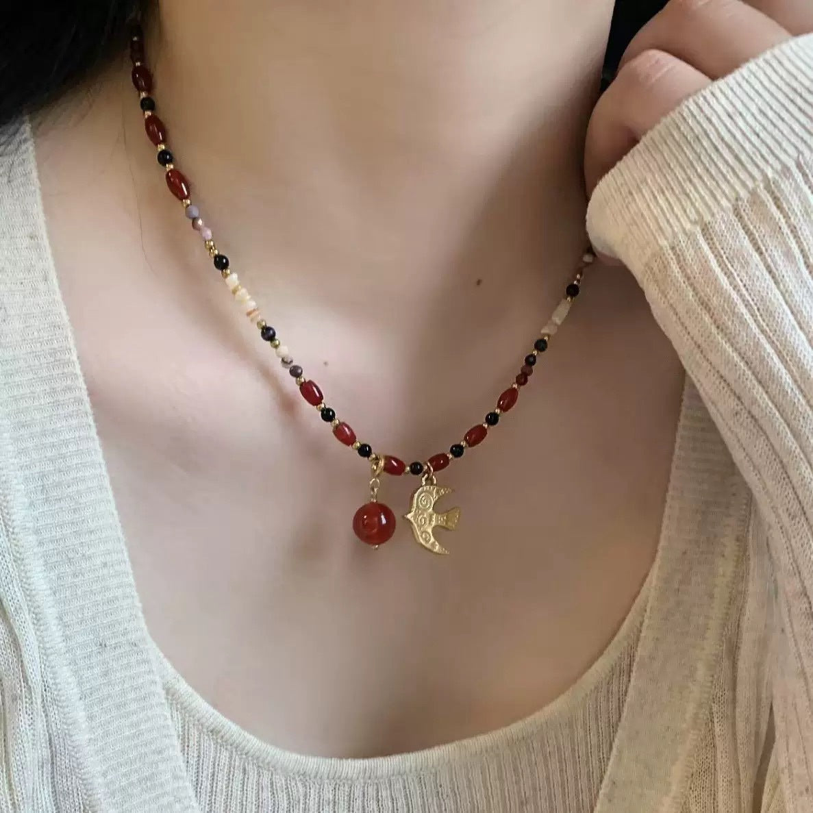 Tiger Eye Beads Stainless Steel Natural Stone Beads Pearl Tiger Eye Bird Pendant Bead Necklace For Women Collar Collarbone Chain Trendy