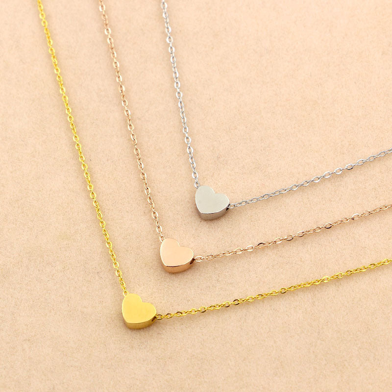 Galvanisierter 18K Roségold Valentinstag Freundin Liebe Herzförmige Roségold-Anhänger Halskette Titan Collier