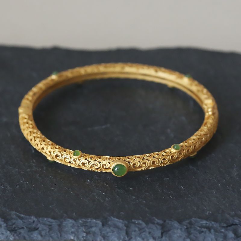 Pulsera con broche de jaspe nube hueco tallado e incrustaciones chapadas en oro