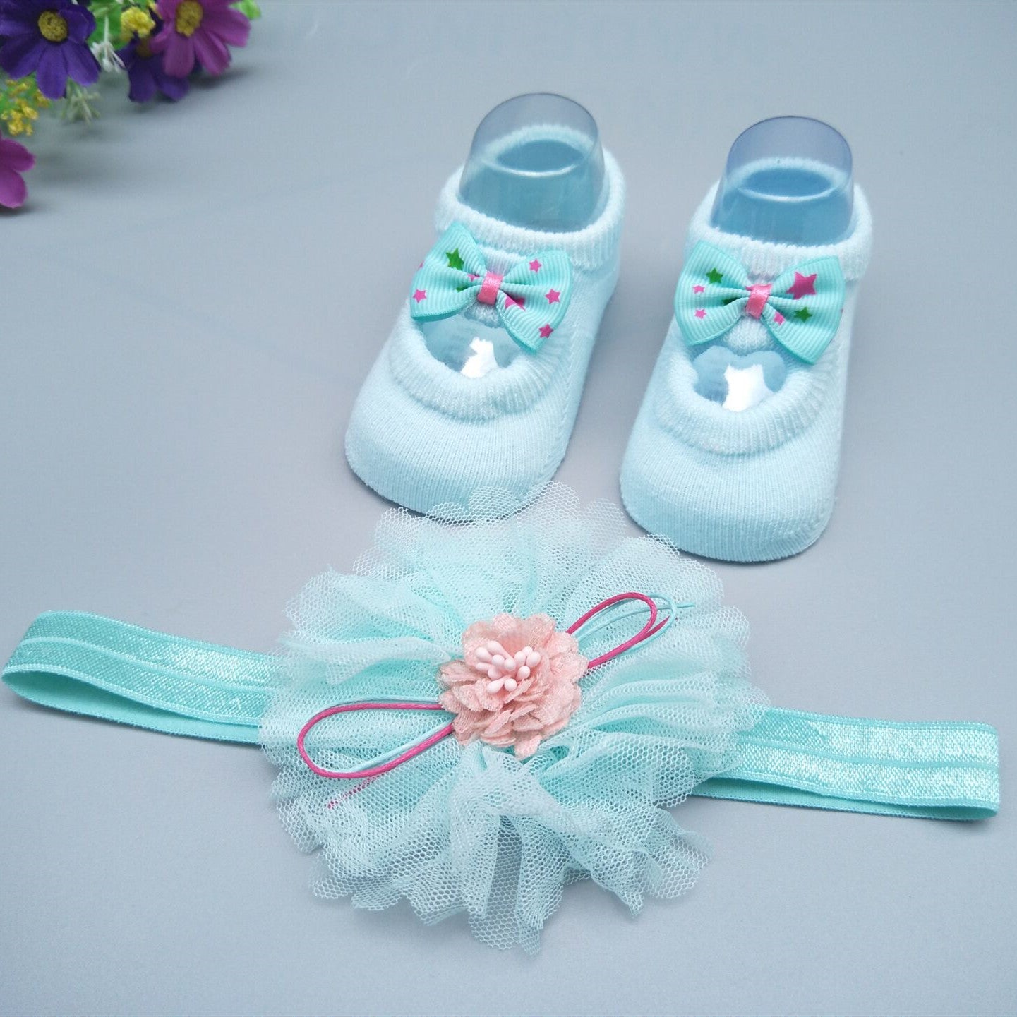 Caja de regalo de calcetines y diadema para bebé niña