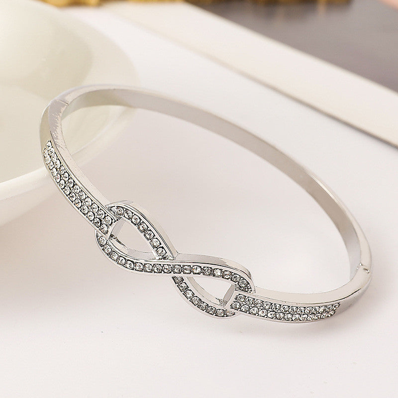 Pulsera Taladro Múltiple Diamante Chapado en Oro