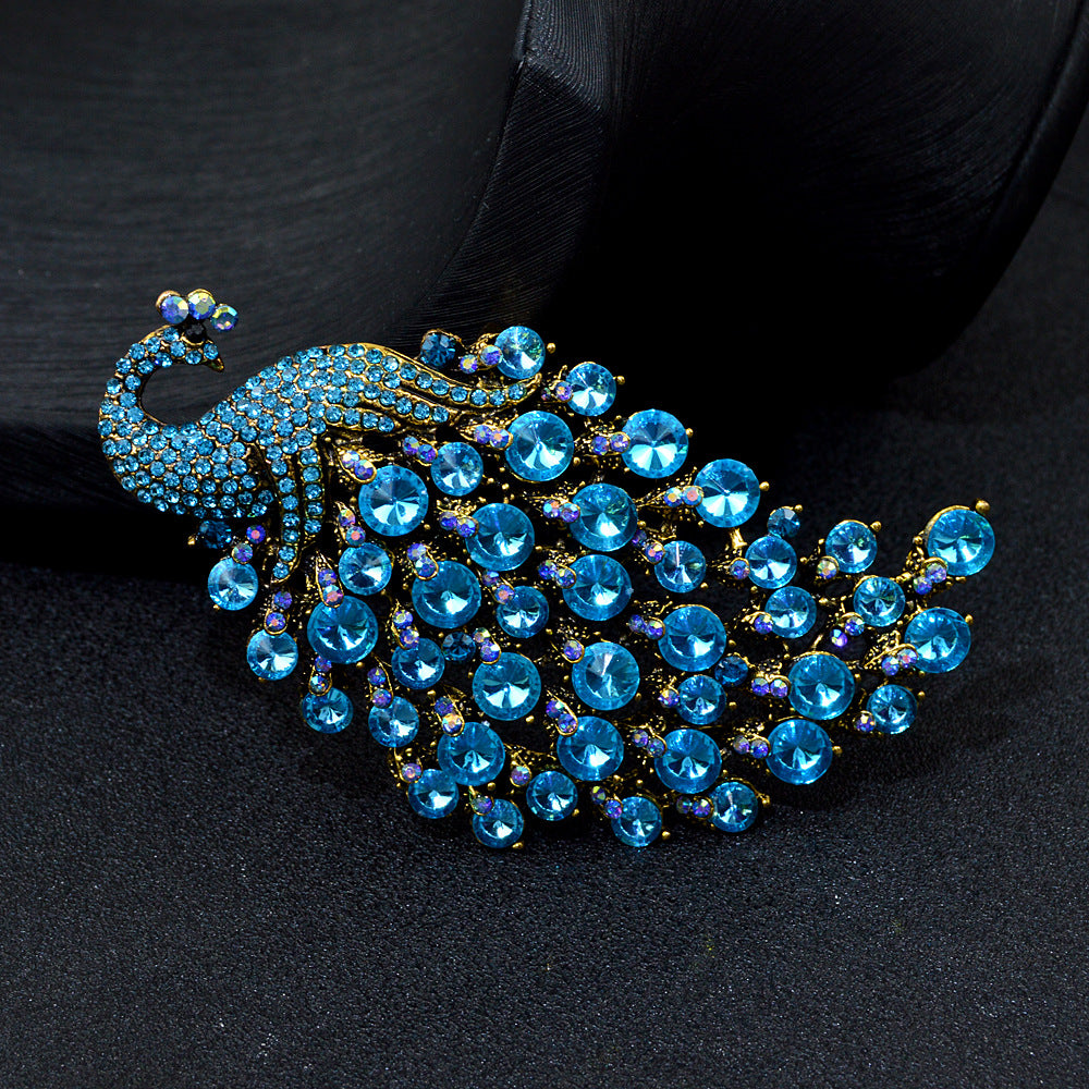 Broche Metálico de Pavo Real Colorido para Mujer