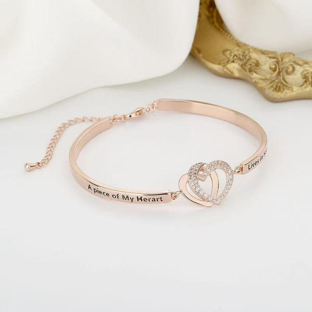 Female Creative Love Engraved Zircon Bracelet