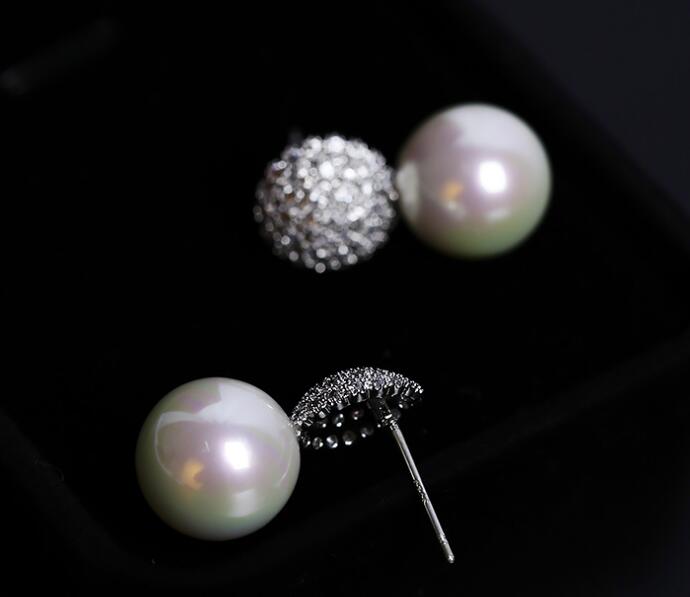 Elegante Kristall-Ohrstecker