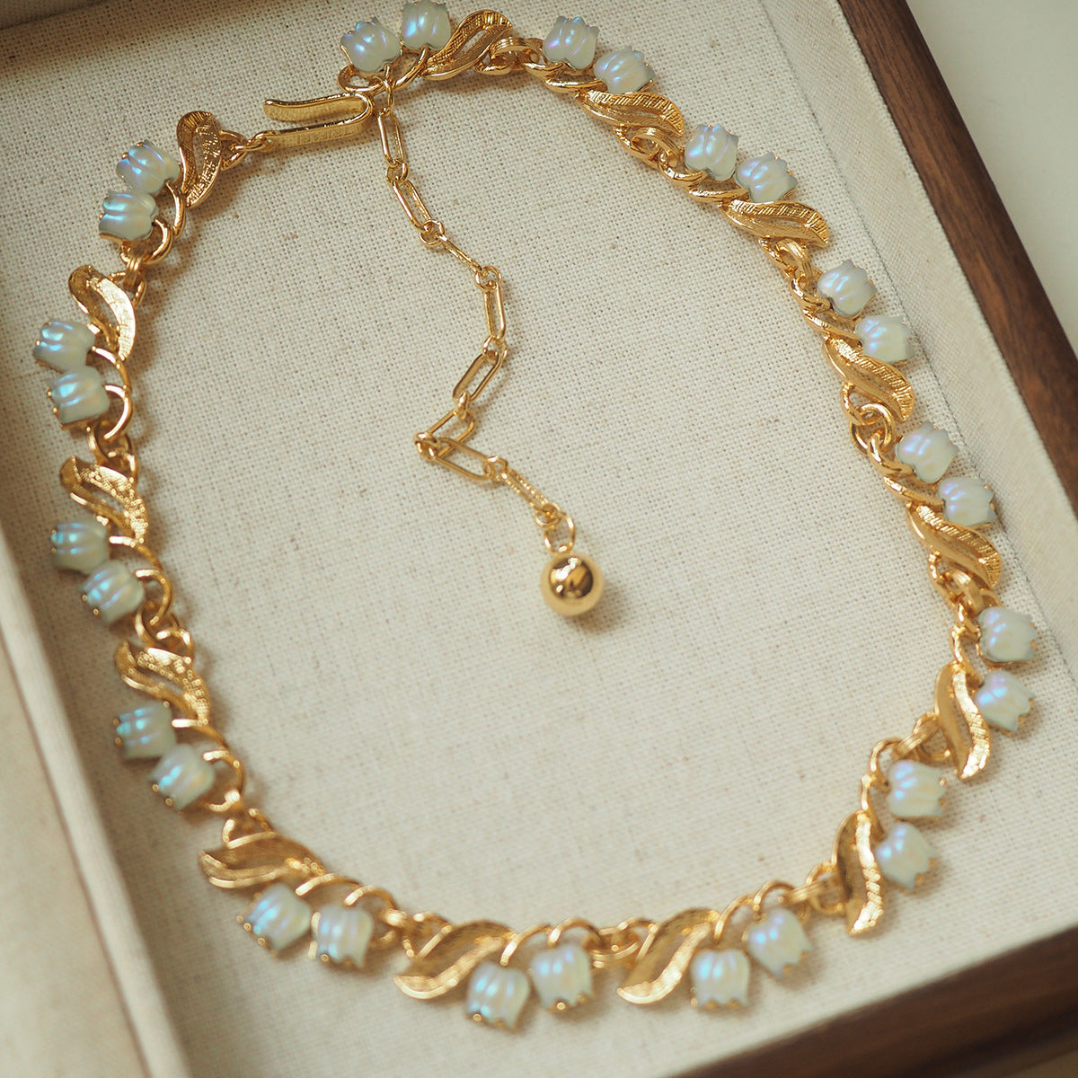 Birthday Ribbon Linglan Retro Three-dimensional Necklace