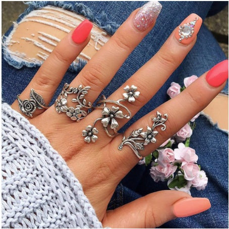 Diamantbesetzter Ring