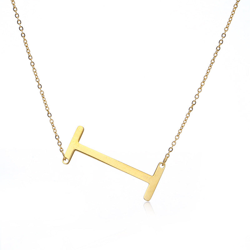 Fabuloso collar con colgante de letra inicial de acero inoxidable chapado en oro rosa