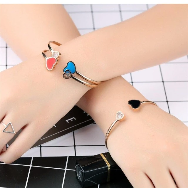 Pulseras elegantes con forma de corazón para mujer