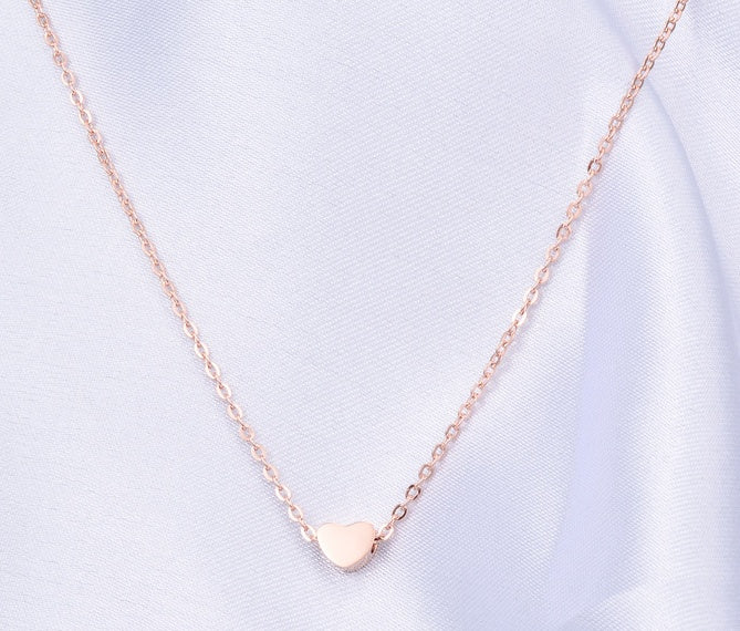 Galvanisierter 18K Roségold Valentinstag Freundin Liebe Herzförmige Roségold-Anhänger Halskette Titan Collier