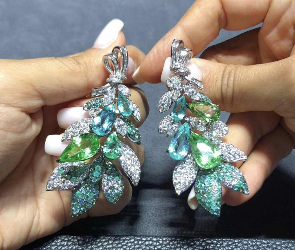 Pendientes de flor de circonita para mujer