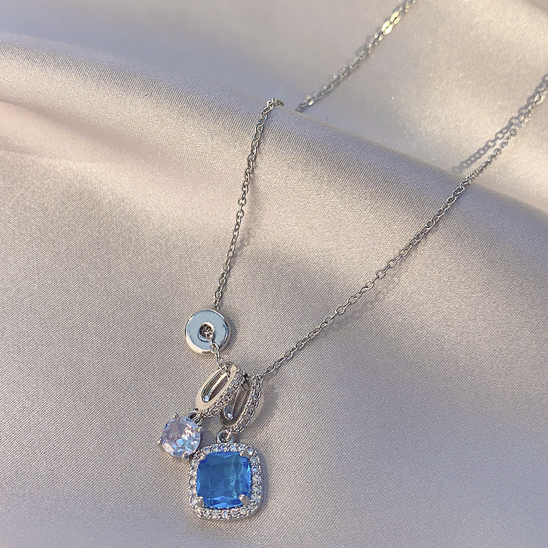 Damen super glänzende blaue Zirkon-Halskette Nische High-End Schlüsselbeinkette