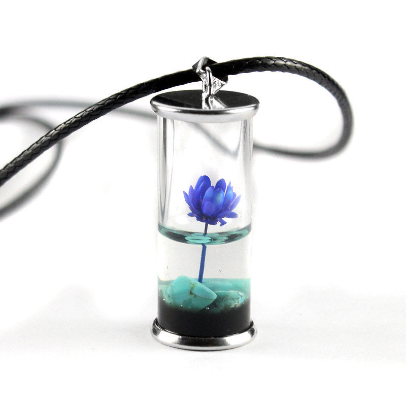 Anhänger aus getrockneten Blumen, mit Harz, Gänseblümchen-Kette