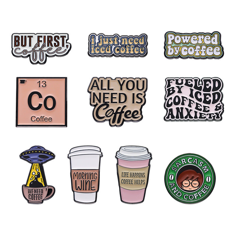 Kaffeetasse Englisches Buchstabenform Golden M Abzeichen