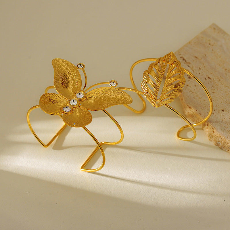 Exaggerated Inlaid Zircon Three-dimensional Butterfly Leaves Open Bracelet
