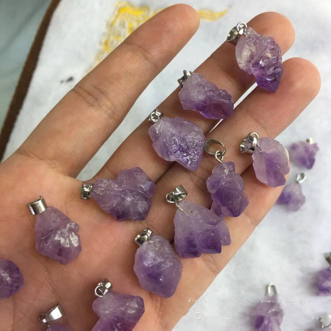 Natürlicher Lavendel-Amethyst-Felsen, unregelmäßige Anhänger
