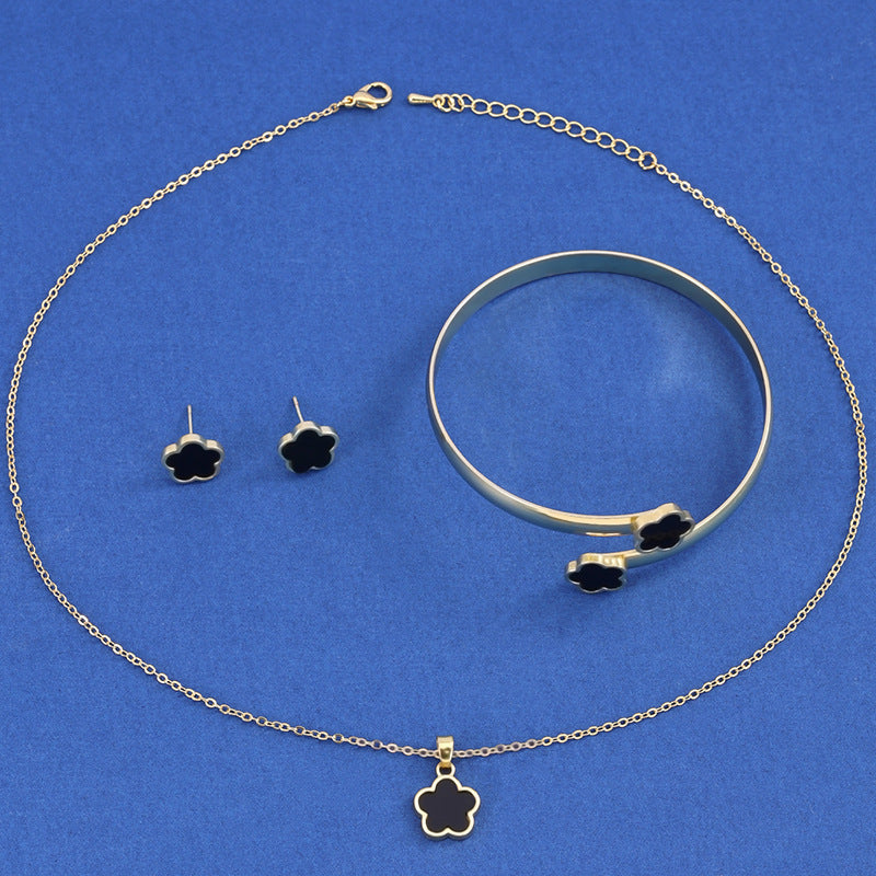 Fünfblättrige Blume Wilder Wein Gras Armband Dreiteiliges Set