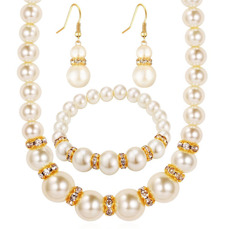 Perlenset, Halskette, Ohrringe und Armband, dreiteiliges Set