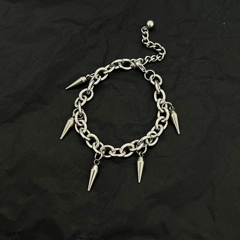 Hip Hop Quaste Niete Spezialdesign Cold Style Armband