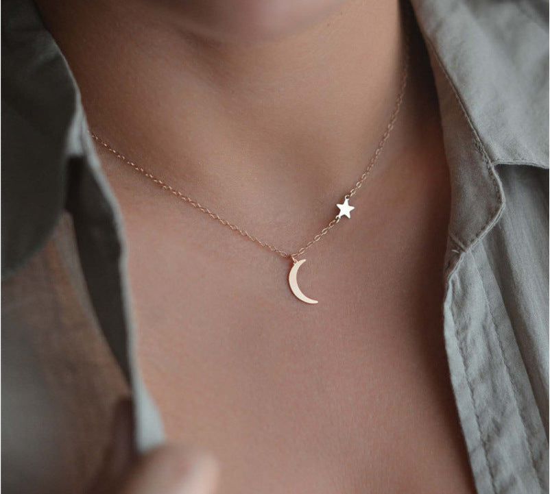 Einfache Stern-Mond-Halskette