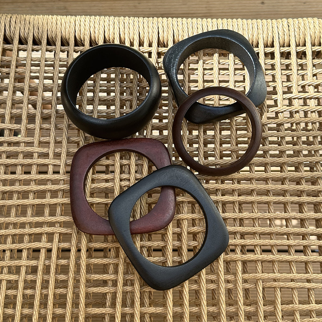 Retro Maillard Stil Holzmaserung Mode Breites Armband für Frauen