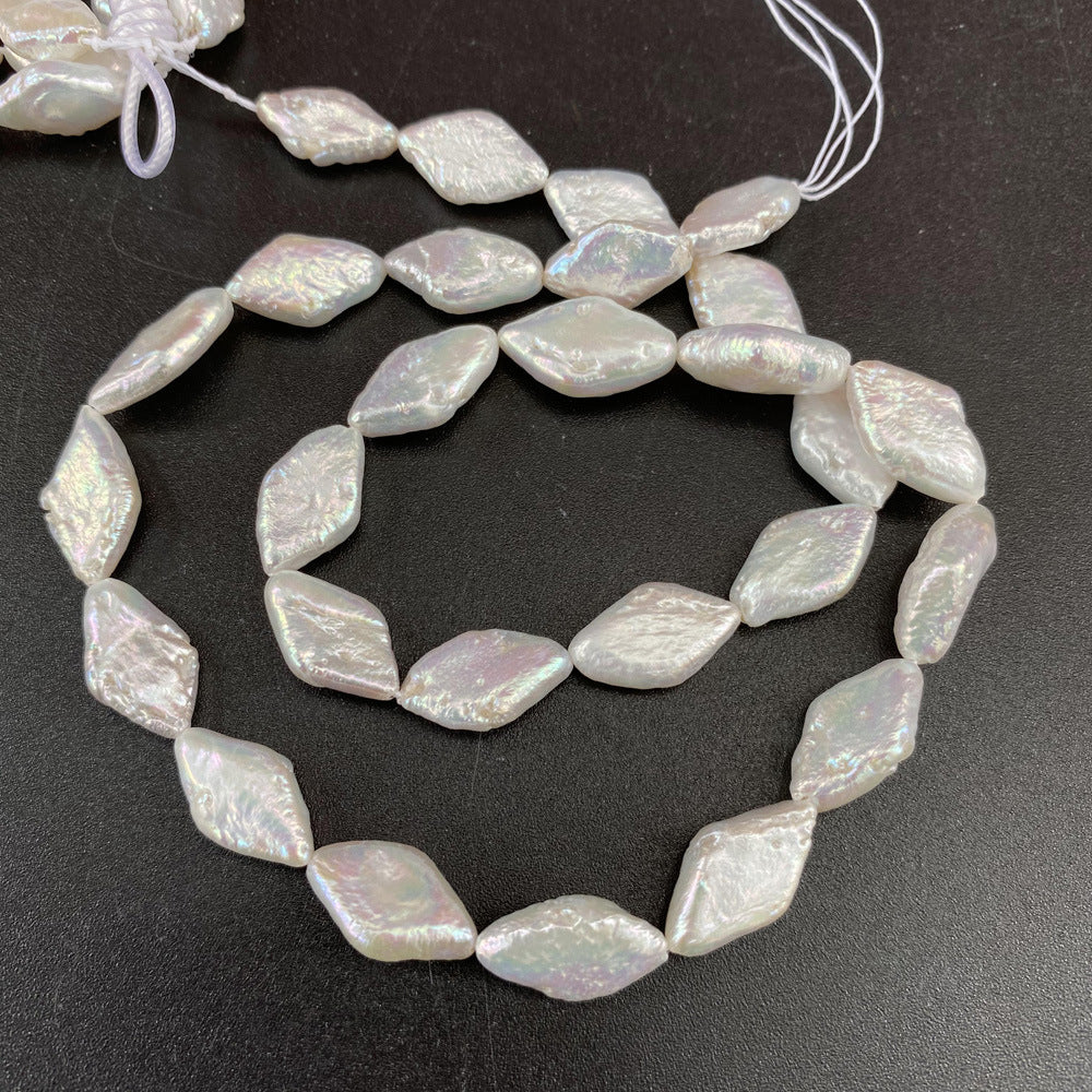 Cuentas de perlas naturales de agua dulce con forma de diamante