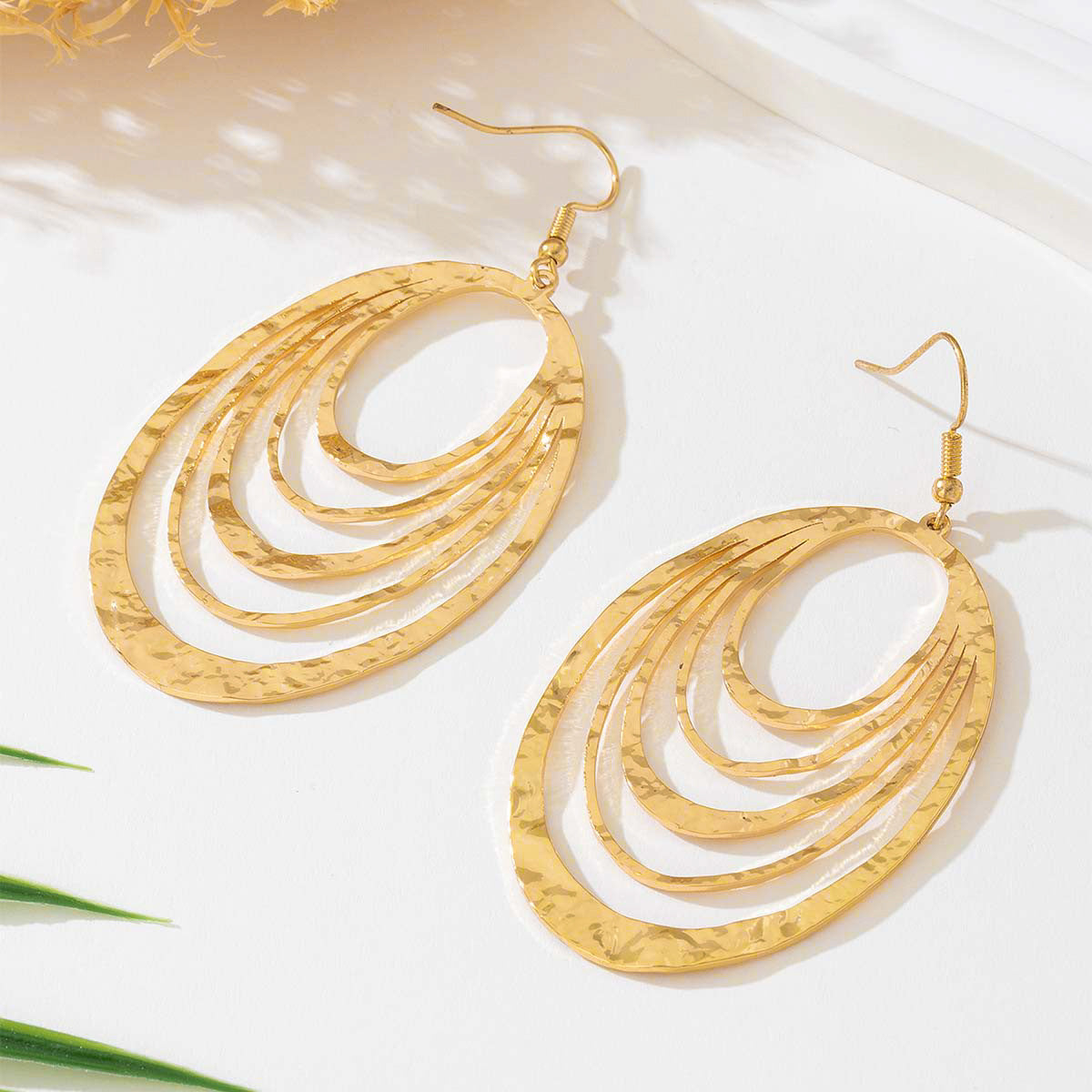 Pendientes largos de acero inoxidable con forma ovalada hueca de 3 capas, elegantes, estilo europeo y americano, de color dorado grande