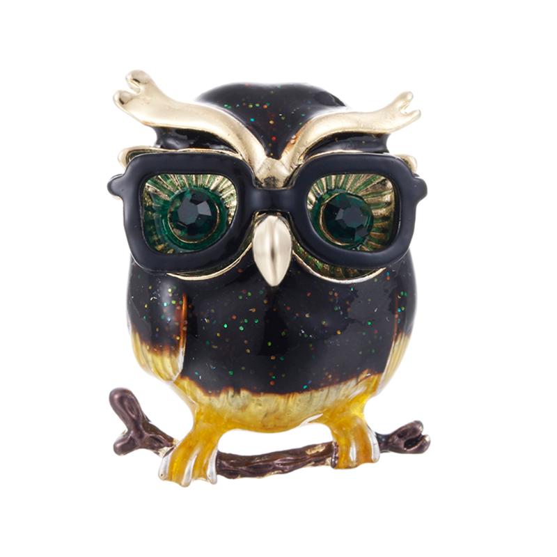 Owl brooch with glasses