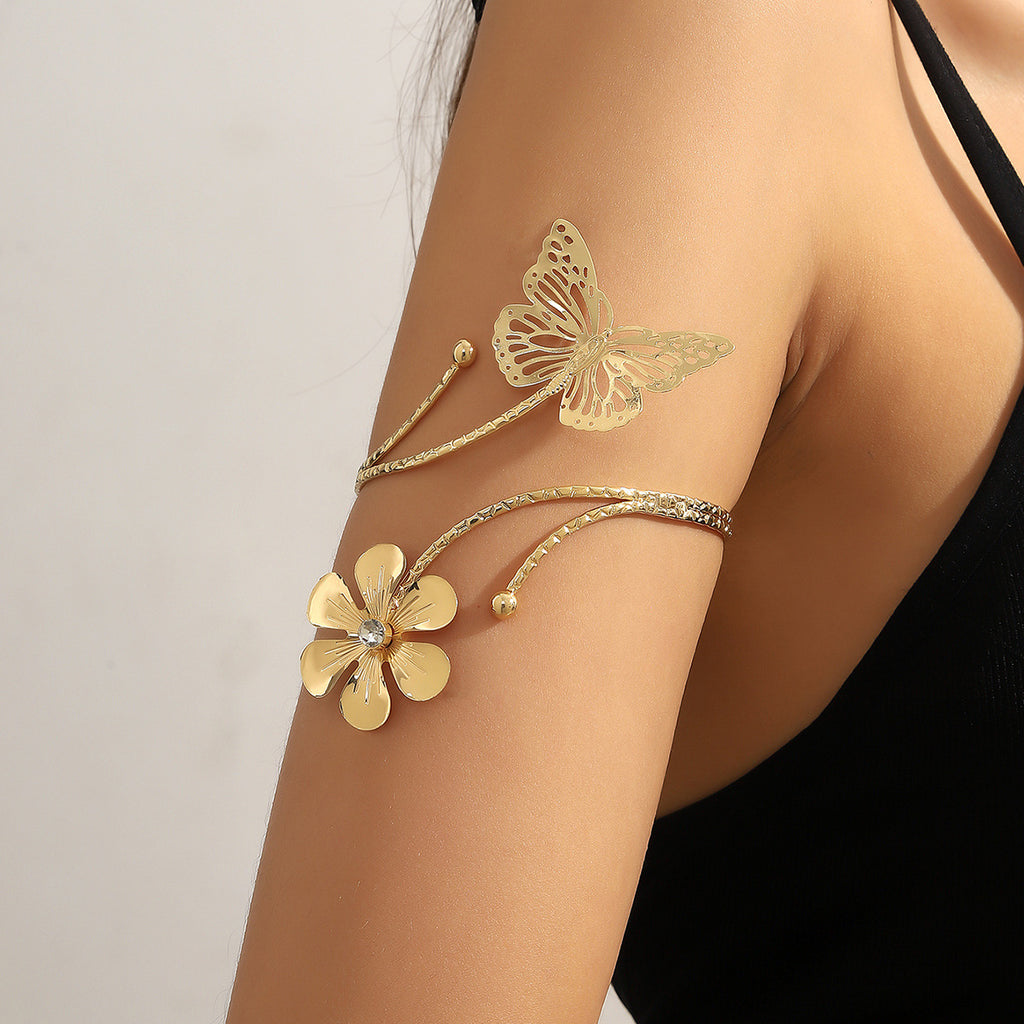 Metall-Textur Dreidimensionale Blumen Exquisites Hohldesign Schmetterlings-Armschmuck