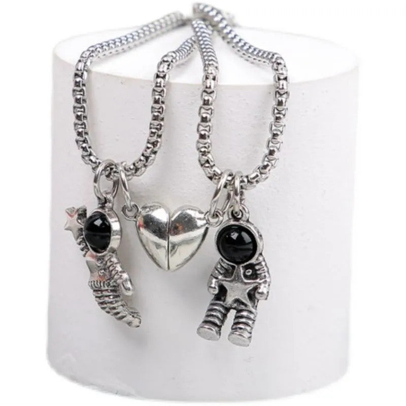Astronaut Couple Necklace Magnet Attracts Each Other