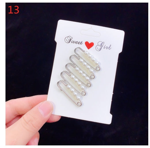 Broche, imperdible, peto, abertura en la cintura, broche de perlas, ropa fija