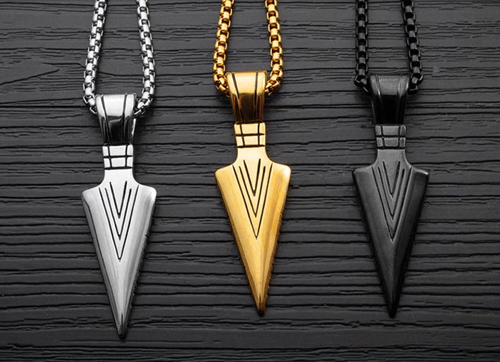 Spear necklace