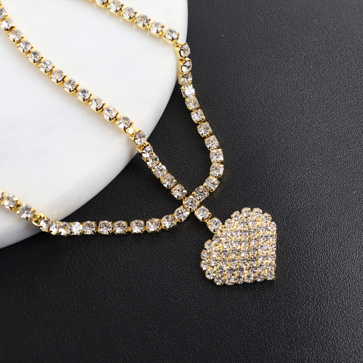 Cadena de pierna con colgante de diamante en forma de corazón y múltiples capas para la playa