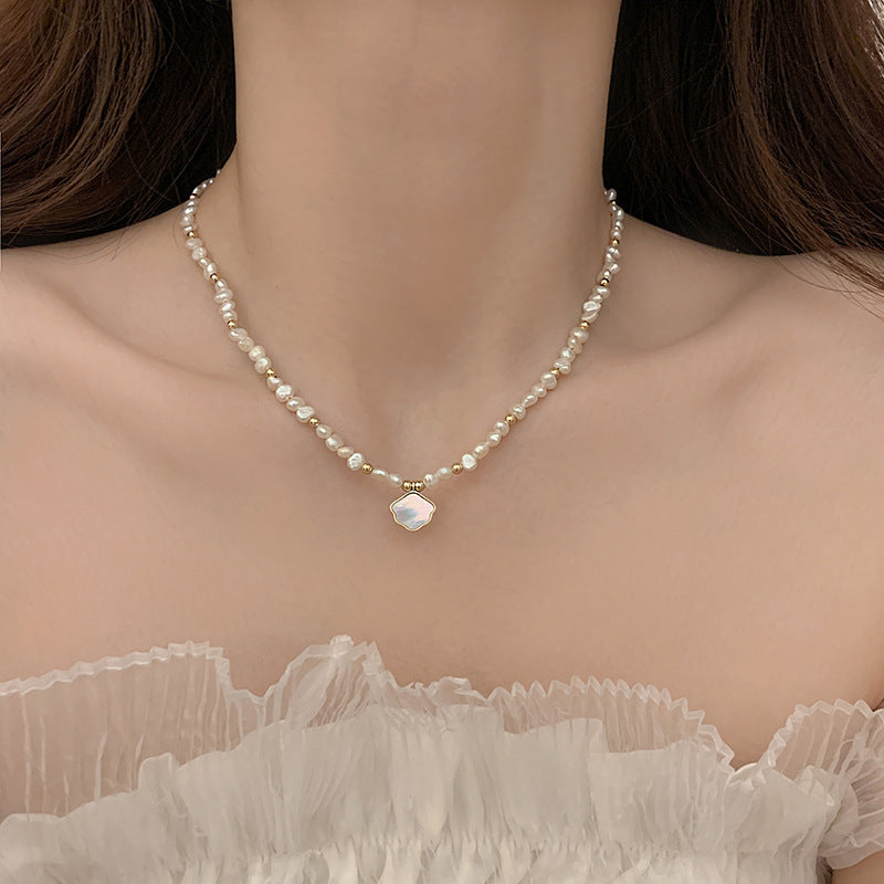 Collar y pulsera de perlas cultivadas de agua dulce con concha de nácar para mujer