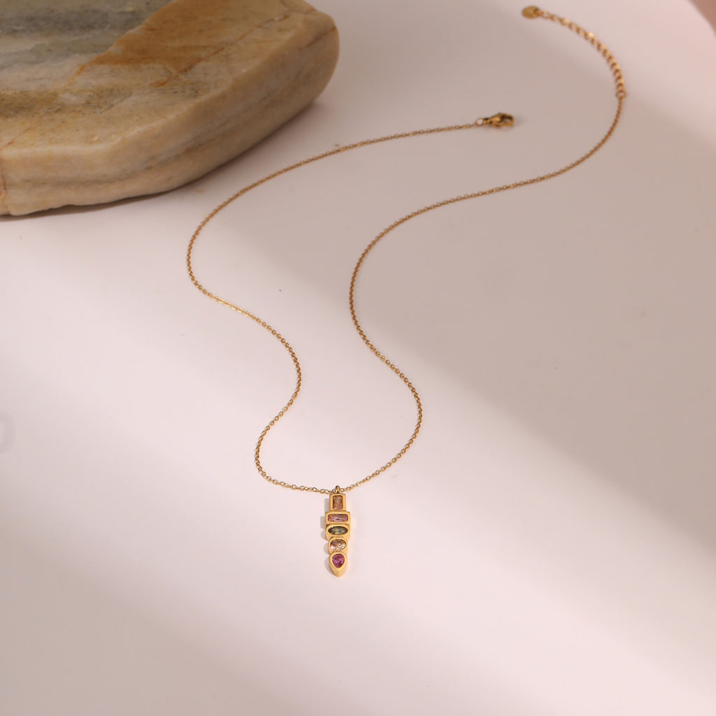 Europäische und amerikanische Mode Spezialinteresse Farbe Zirkon Stern Anhänger Edelstahl Halskette