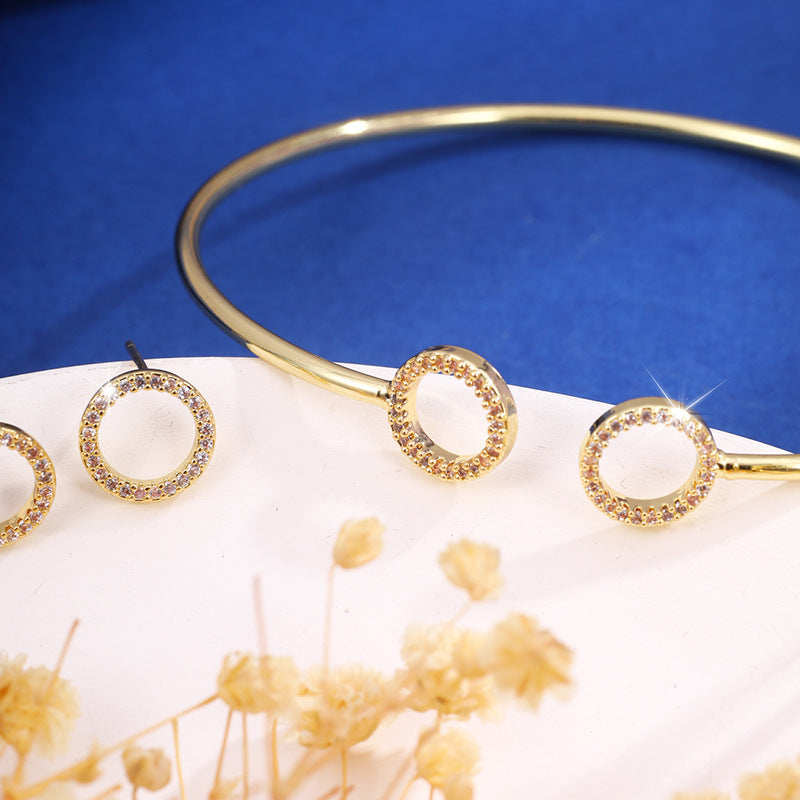 Mikro-Intarsien Vollbesetztes Armreif-Ohrstecker- und Ring-Set