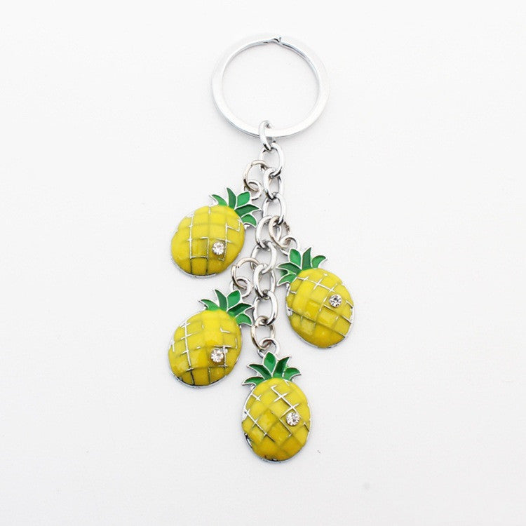 Creativo llavero con colgante de cadena de fruta de simulación