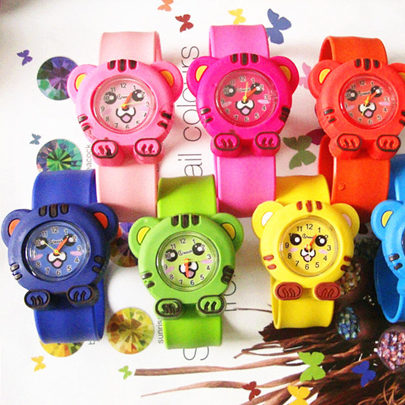 Reloj de dibujos animados de animación creativa para niños