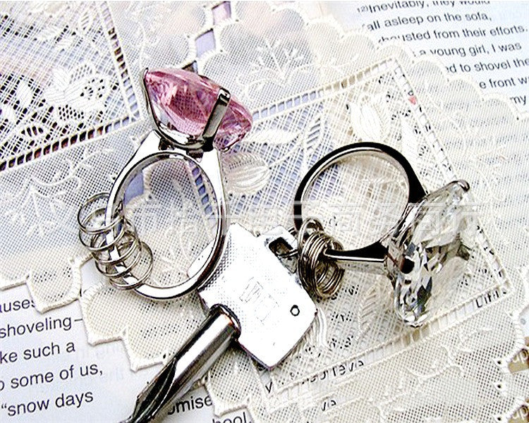 Llavero colgante de cristal creativo, regalo pequeño para boda europea, regalo de San Valentín, llavero de anillo de diamante