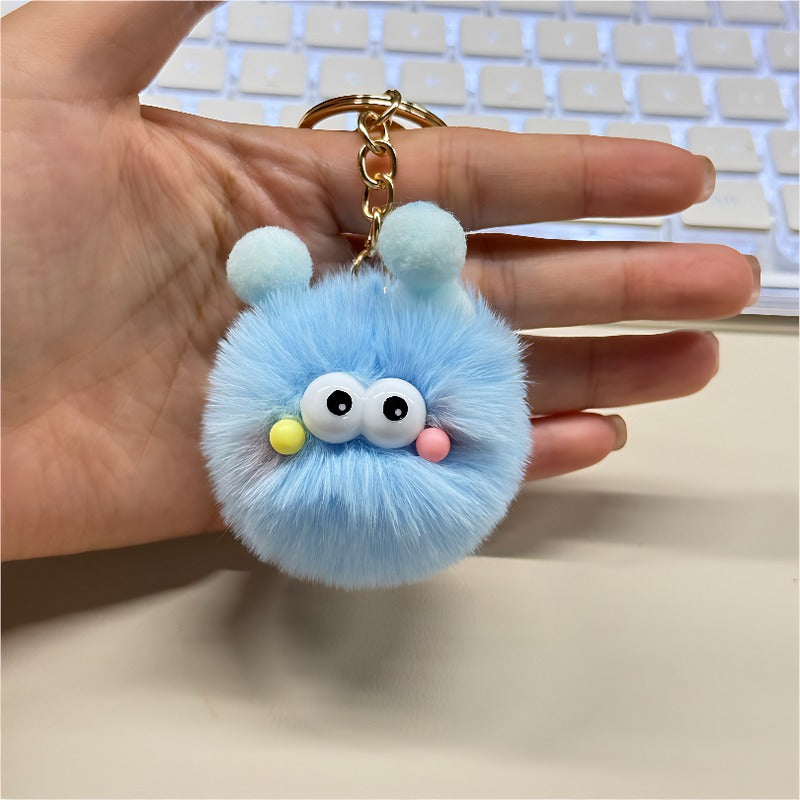 Llaveros de peluche de dibujos animados bonitos, hechos de materiales suaves y esponjosos, con varios diseños adorables, adecuados para la decoración del hogar o el uso diario, lo que los convierte en una opción de regalo interesante.