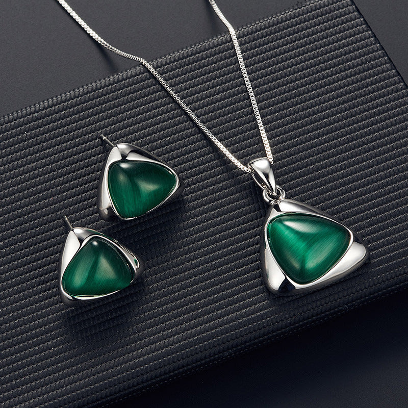 Geometrisches Dreiecks-Cat-Eye-Halsketten- und Ohrring-Set