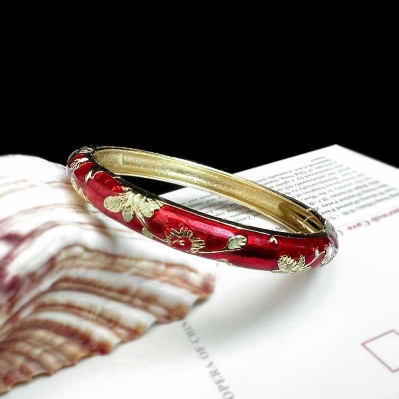 Pulsera de esmalte floral fino de museo