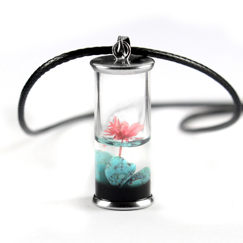 Anhänger aus getrockneten Blumen, mit Harz, Gänseblümchen-Kette