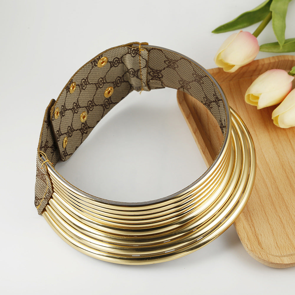 Collar africano exagerado para mujer