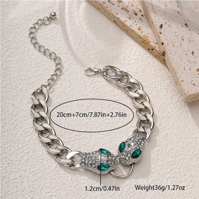 Mode Damenkostüm Hochwertiges Zubehör Schlangenkopf Diamantbesetzt Leichter Luxus Design Feiertagsparty Geschenk