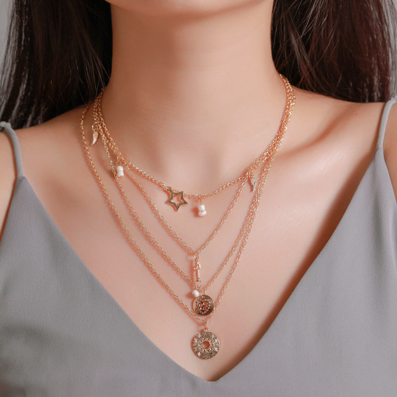 Colgante de moda con estrella de cinco puntas hueca