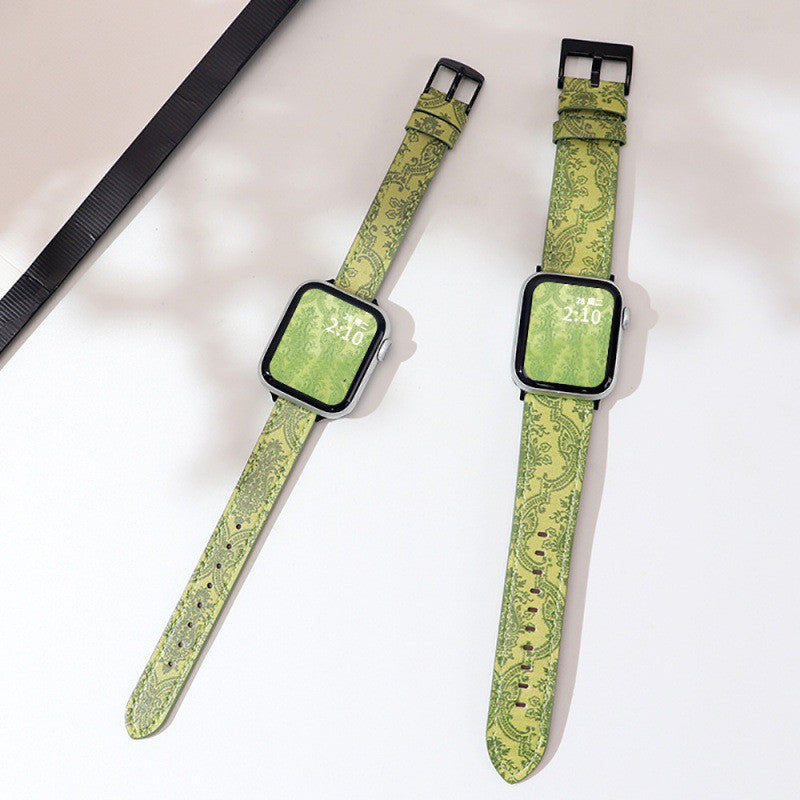 Mit grünem Lederarmband bedruckt