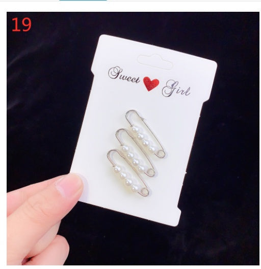Broche, imperdible, peto, abertura en la cintura, broche de perlas, ropa fija