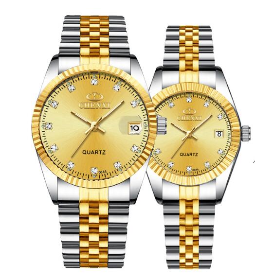 Goldene Uhr für Pärchen