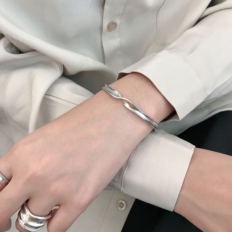 Verdrehte Armbänder Persönlichkeit Wilde Frauen Schmuck