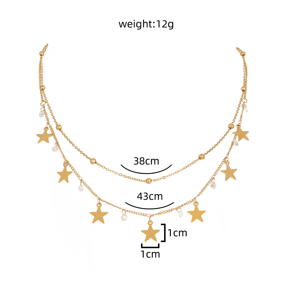 Persönlichkeit, Sterne, Mond, mehrere Halsketten